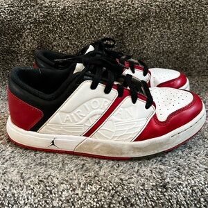 Nike Jordan Nu Retro 1 Low Big Kids' Shoes Size: 6.5Y
Varsity Red/White/Black